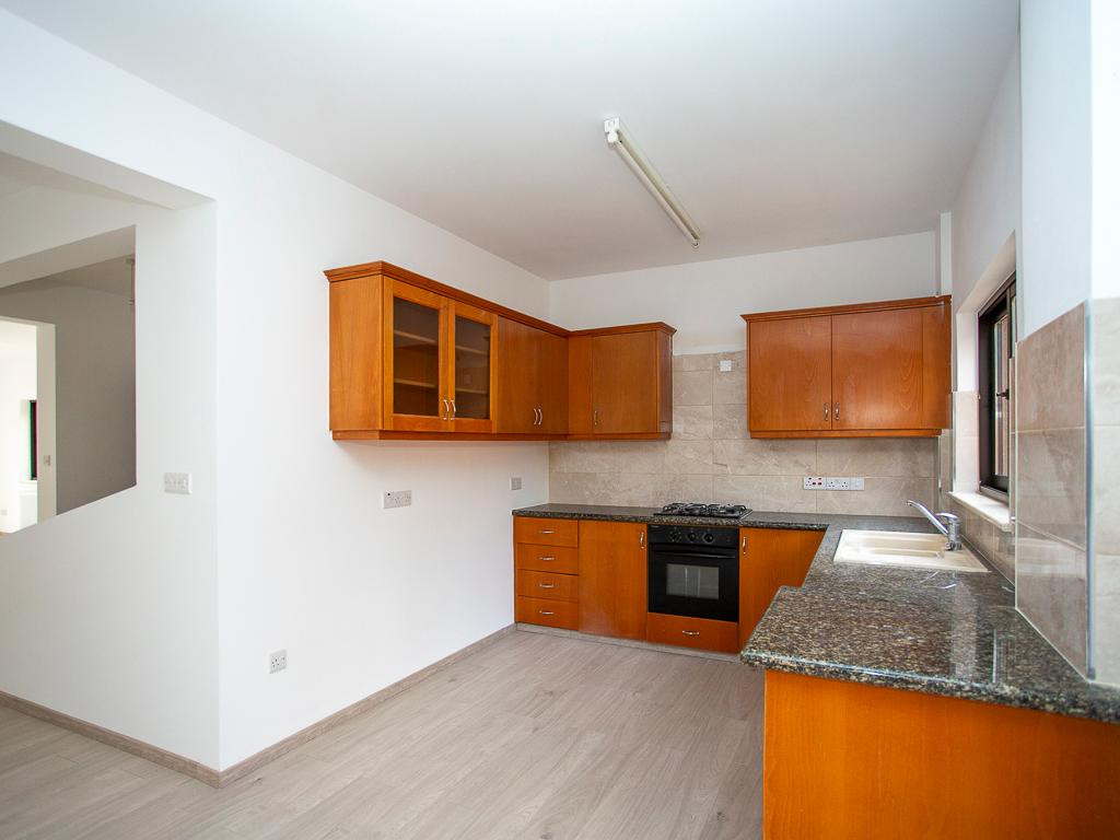 For Sale: Semi detached house, Erimi, Limassol, Cyprus FC-61198 - #3