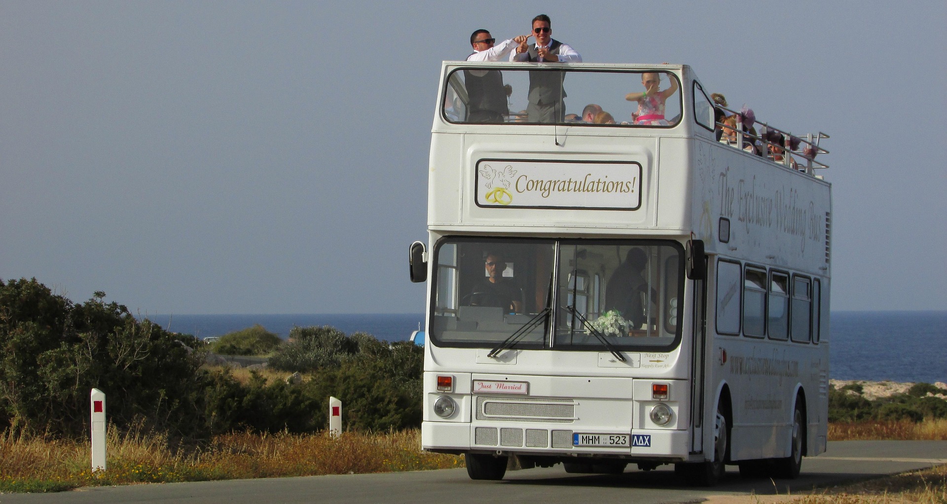 Sightseeing buses in Cyprus: routes, guides and comfort