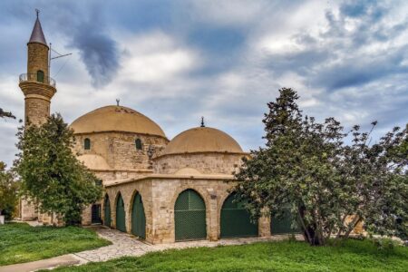 History and Architecture of the Hala Sultan Tekke Mosque in Cyprus