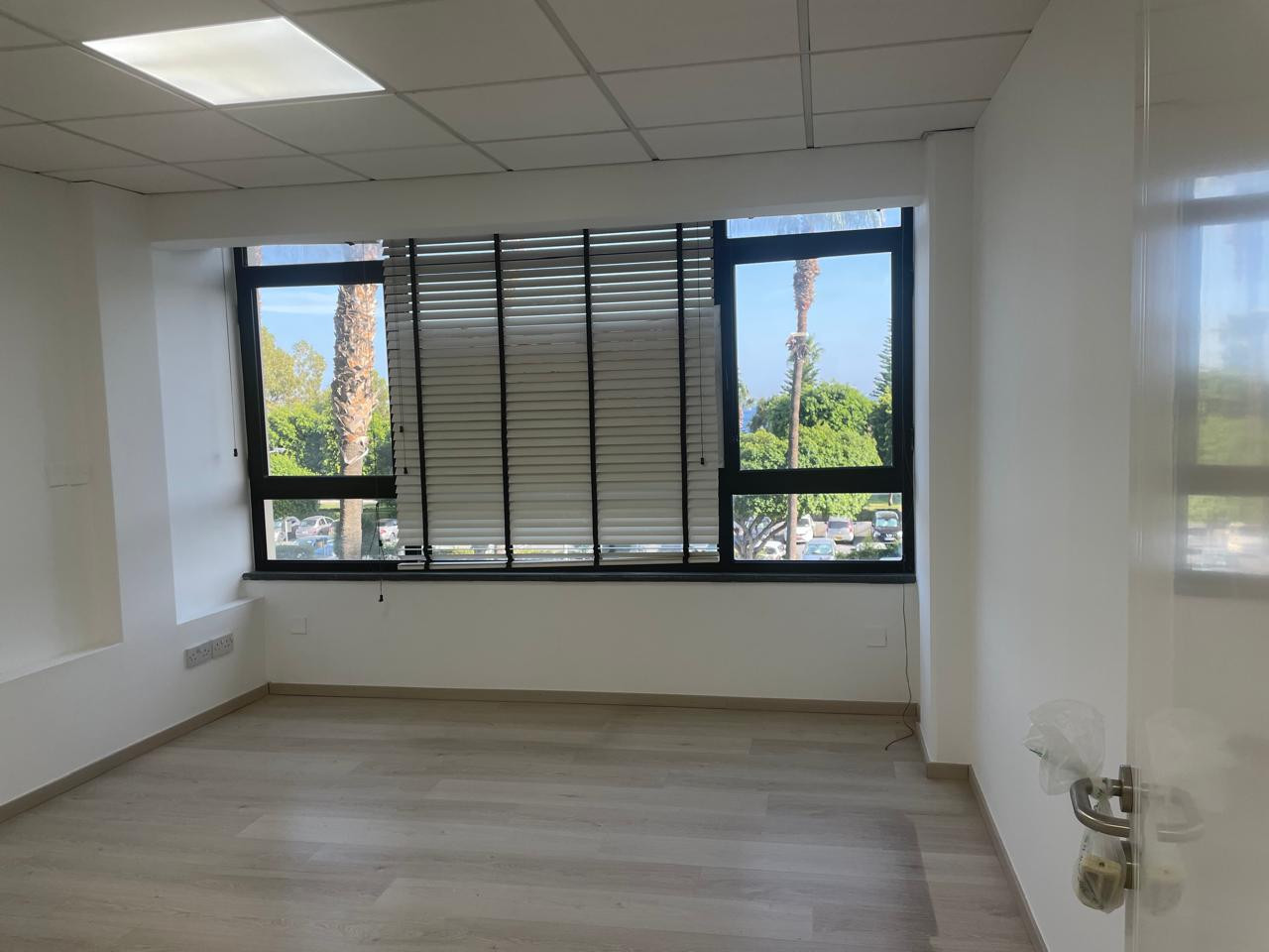 For Rent: Office, Molos Area, Limassol, Cyprus FC-61576 - #7
