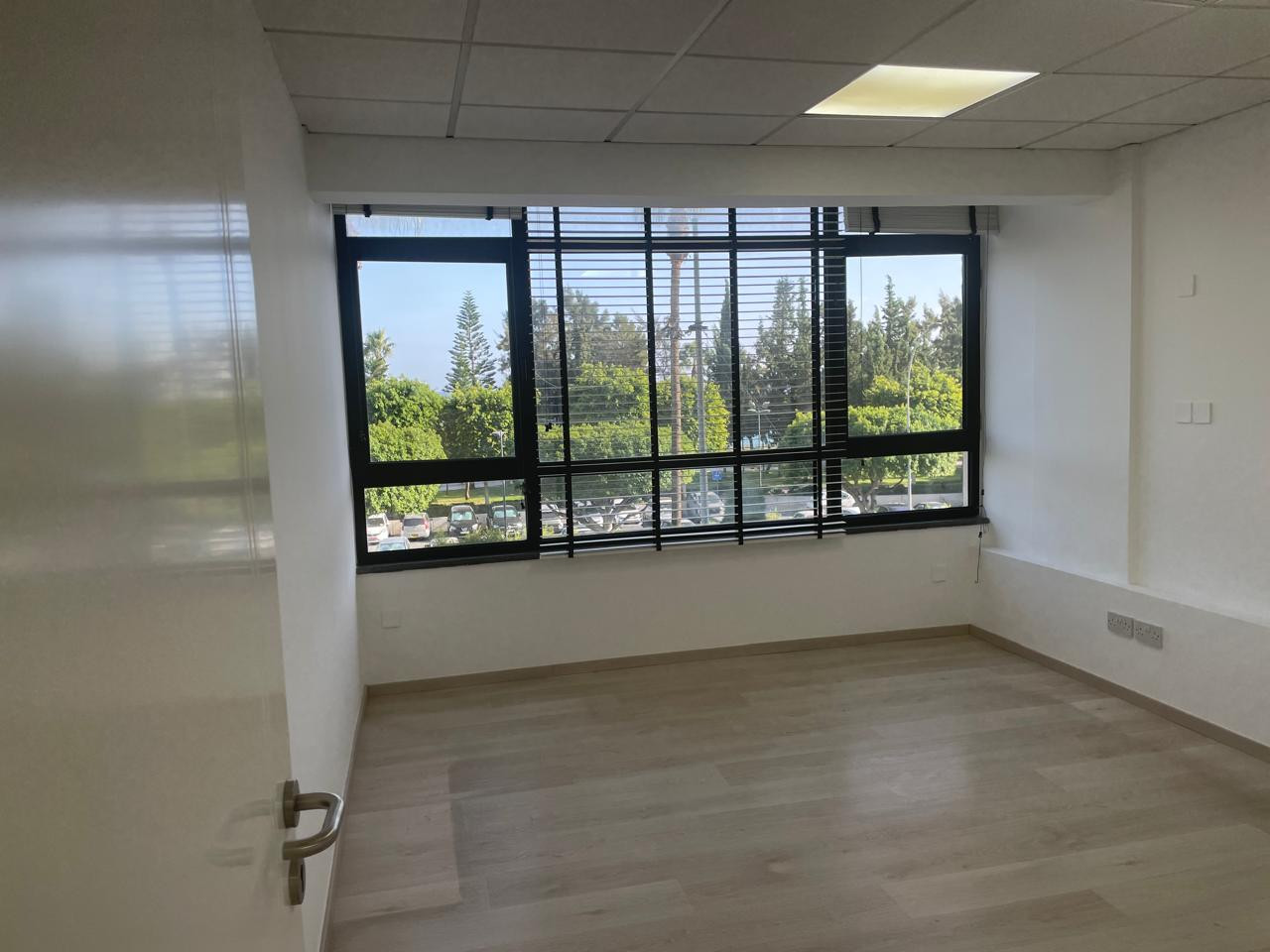 For Rent: Office, Molos Area, Limassol, Cyprus FC-61576 - #6