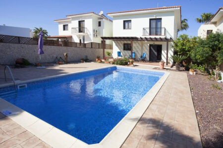 Renting a House in Larnaca: Family Comfort and Practical Tips 2026