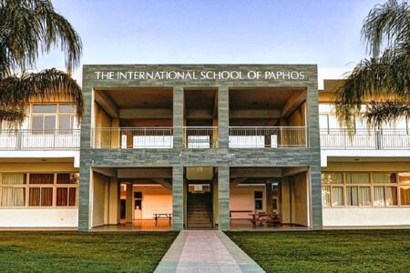 Infrastructure for children: an overview of private British schools and kindergartens by region