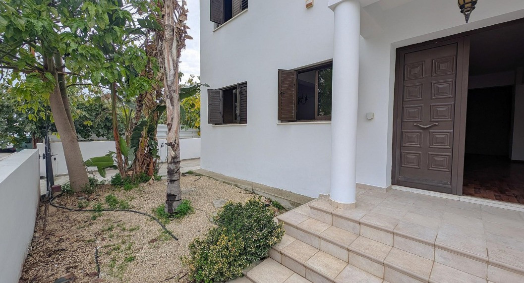 For Sale: Semi detached house, Engomi, Nicosia, Cyprus FC-61811 - #4