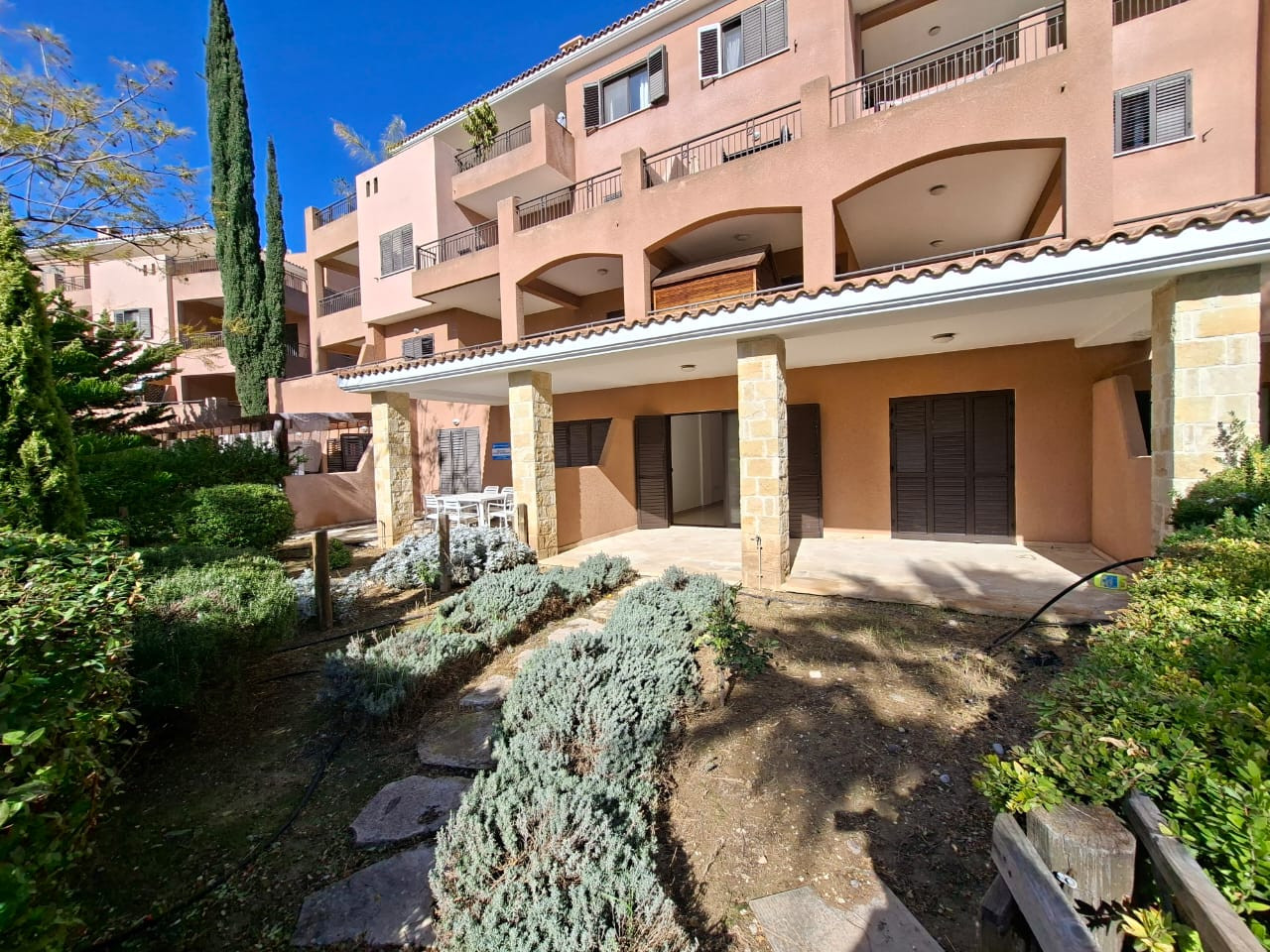 For Sale: Apartments, Kato Paphos, Paphos, Cyprus FC-61901 - #9