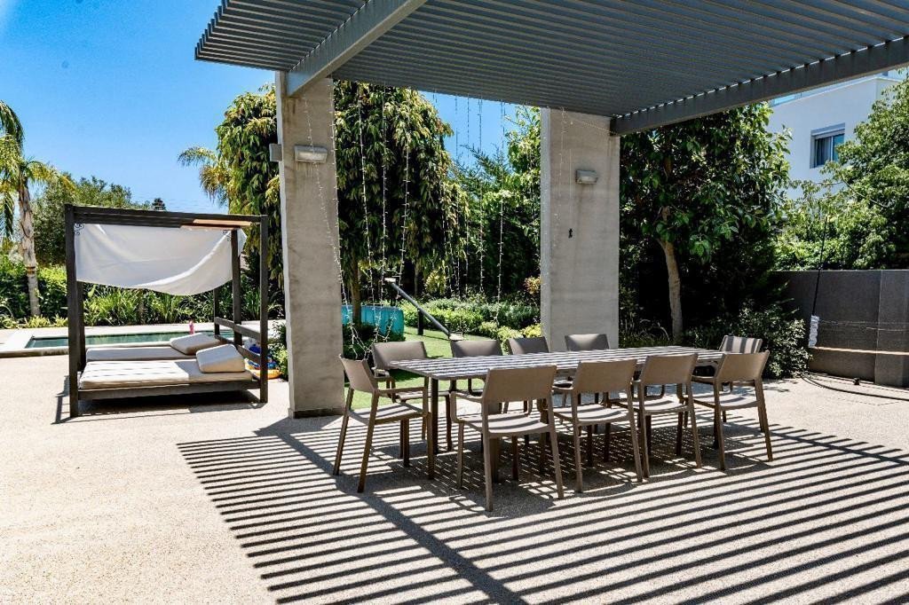 For Sale: Investment: residential, Germasoyia Tourist Area, Limassol, Cyprus FC-62325 - #12