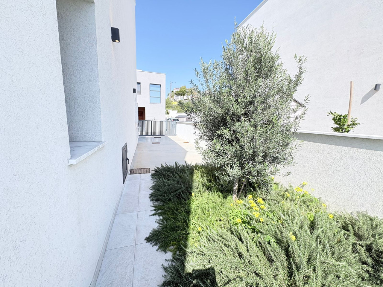 For Rent: Detached house, Agios Tychonas, Limassol, Cyprus FC-62330 - #17 For Rent: Detached house, Agios Tychonas, Limassol, Cyprus FC-62330 - #17