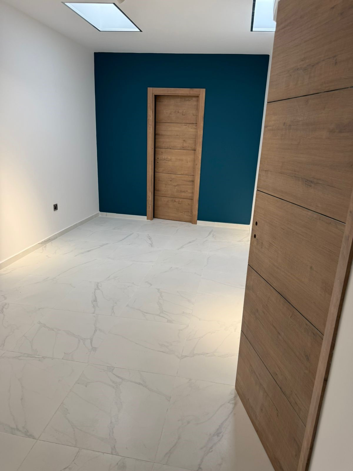 For Rent: Shop, Germasoyia Tourist Area, Limassol, Cyprus FC-62571 - #6 For Rent: Shop, Germasoyia Tourist Area, Limassol, Cyprus FC-62571 - #6