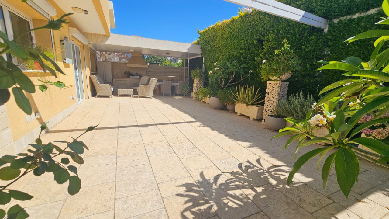 For Sale: Detached house, Crowne Plaza Area, Limassol, Cyprus FC-62851 - #14 For Sale: Detached house, Crowne Plaza Area, Limassol, Cyprus FC-62851 - #14