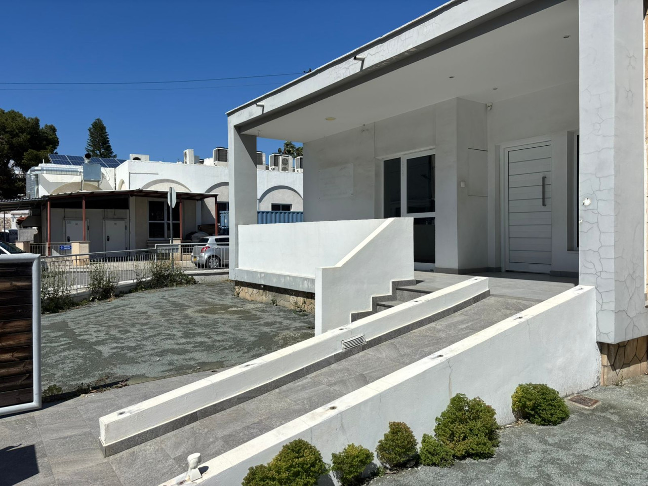 For Rent: Office, Petrou kai Pavlou, Limassol, Cyprus FC-63068 - #2