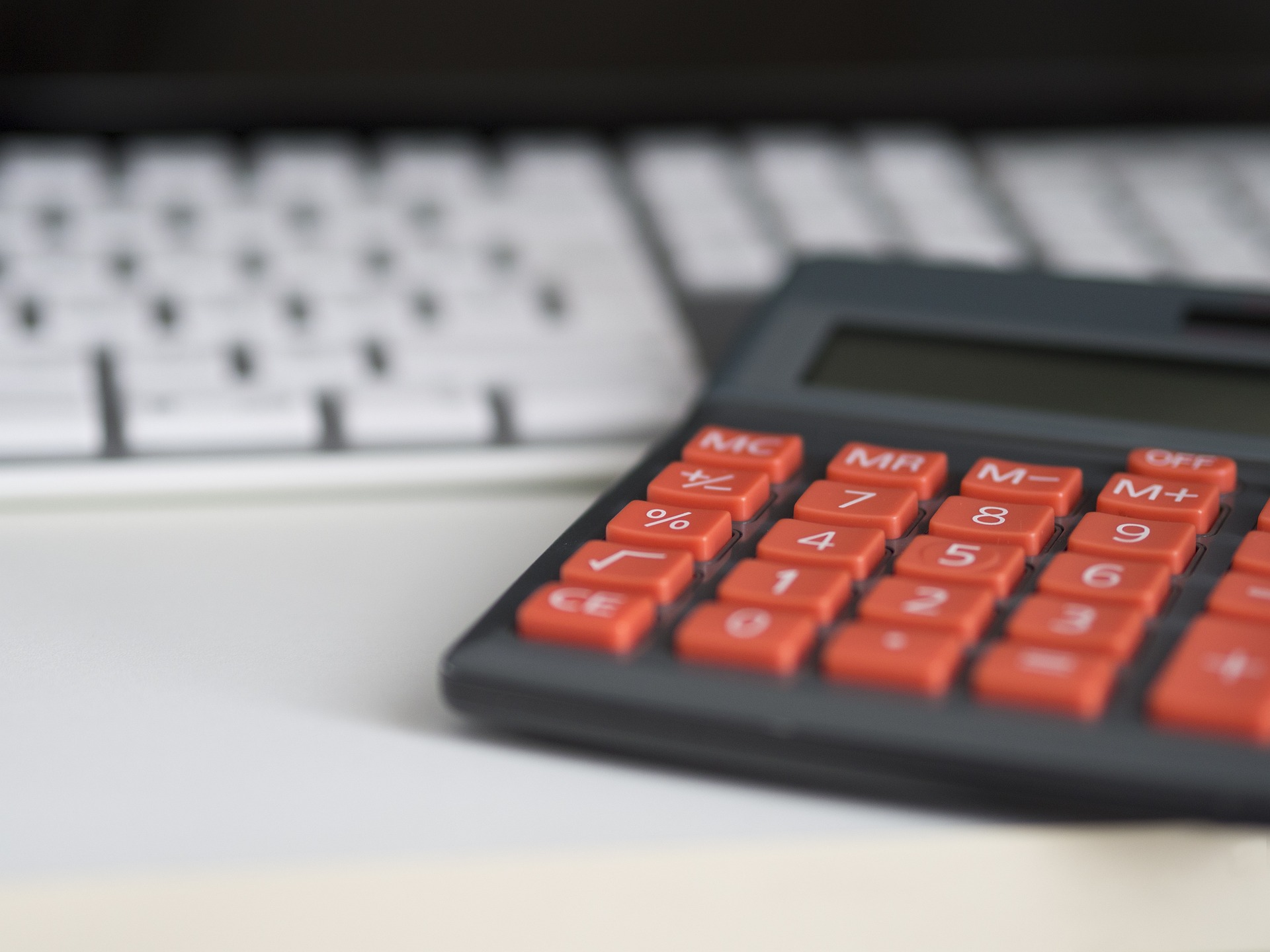 The residential property price index in Q4 2025 was 6%
