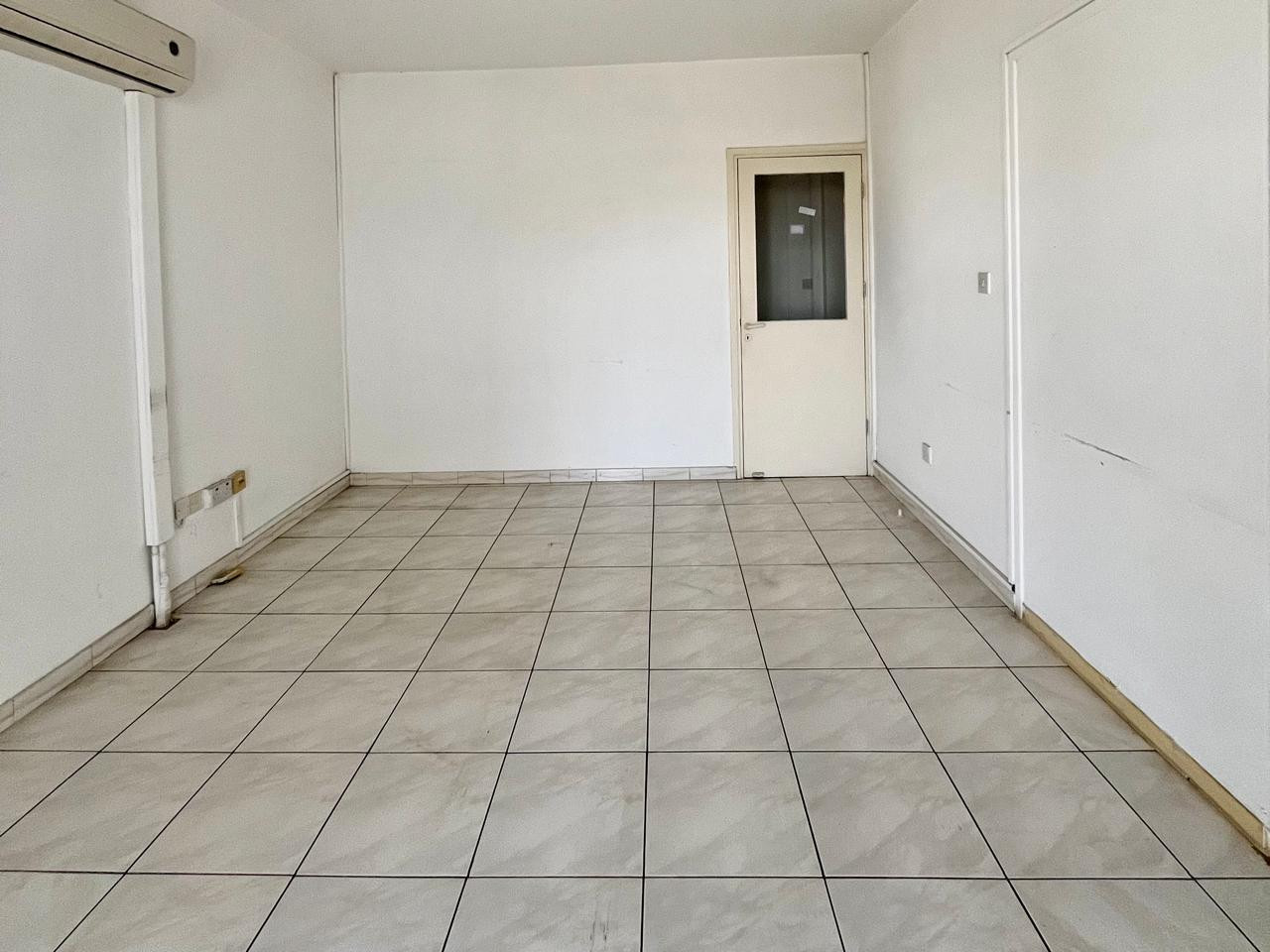 For Rent: Building, Strovolos, Nicosia, Cyprus FC-63601 - #8