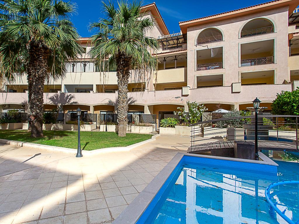 For Sale: Maisonette (Townhouse), Agios Theodoros Paphos, Paphos, Cyprus FC-63615 - #1