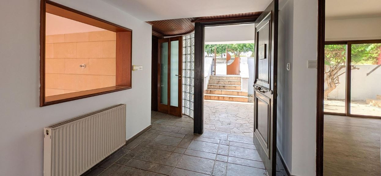 For Sale: Detached house, Germasoyia, Limassol, Cyprus FC-63652 - #6