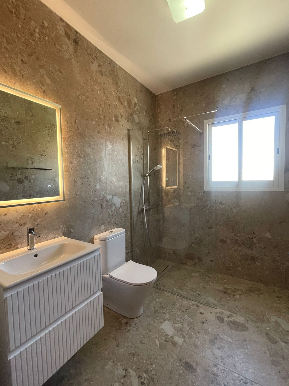 For Rent: Apartments, Mesa Geitonia, Limassol, Cyprus FC-63760 - #13