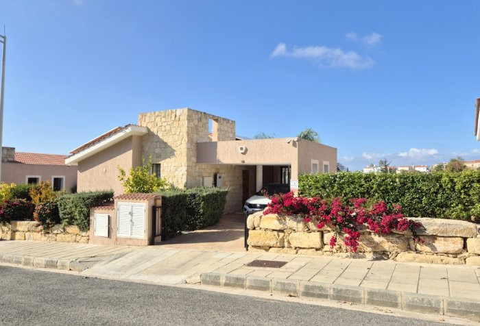 For Sale: Detached house, Tala, Paphos, Cyprus FC-64217 - #2 For Sale: Detached house, Tala, Paphos, Cyprus FC-64217 - #2