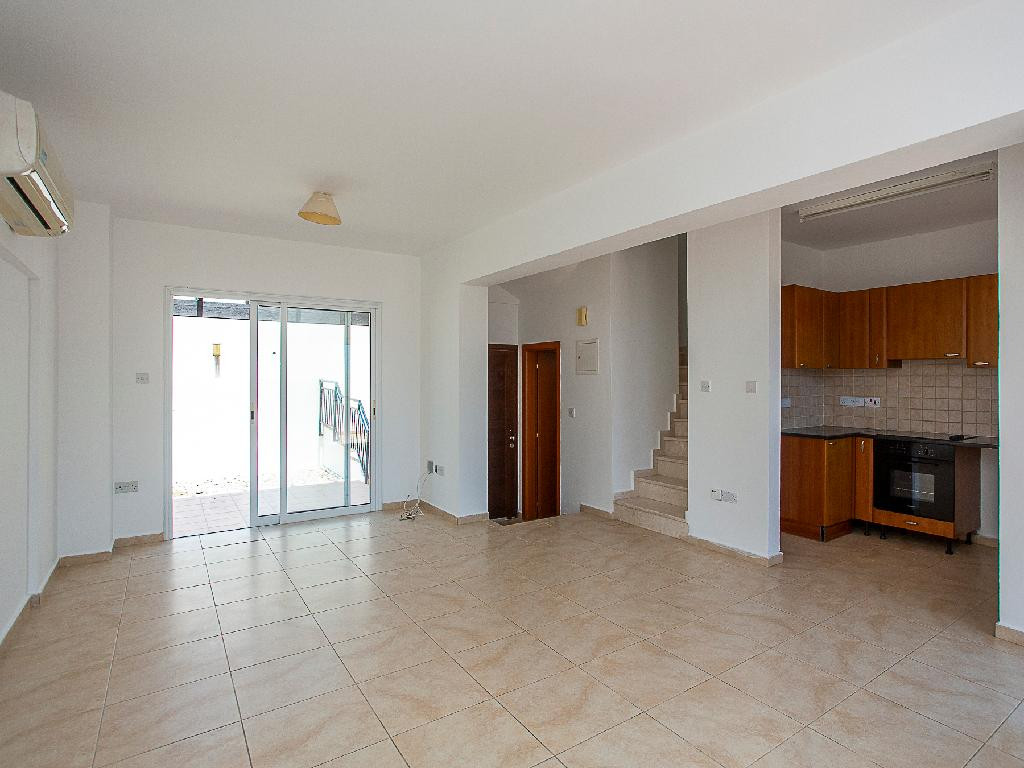 For Sale: Maisonette (Townhouse), Chlorakas, Paphos, Cyprus FC-64226 - #8 For Sale: Maisonette (Townhouse), Chlorakas, Paphos, Cyprus FC-64226 - #8