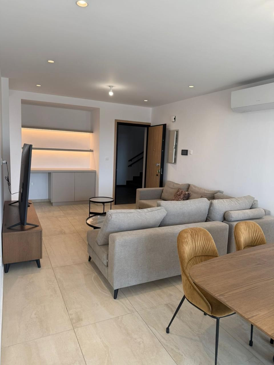 For Rent: Penthouse, Agios Georgios, Limassol, Cyprus FC-64353 - #1 For Rent: Penthouse, Agios Georgios, Limassol, Cyprus FC-64353 - #1