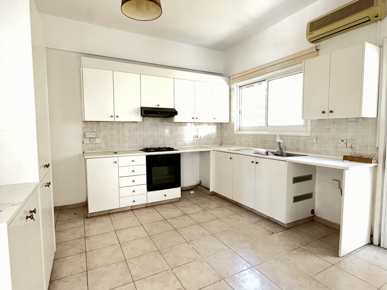 For Sale: Semi detached house, Strovolos, Nicosia, Cyprus FC-64571 - #5 For Sale: Semi detached house, Strovolos, Nicosia, Cyprus FC-64571 - #5