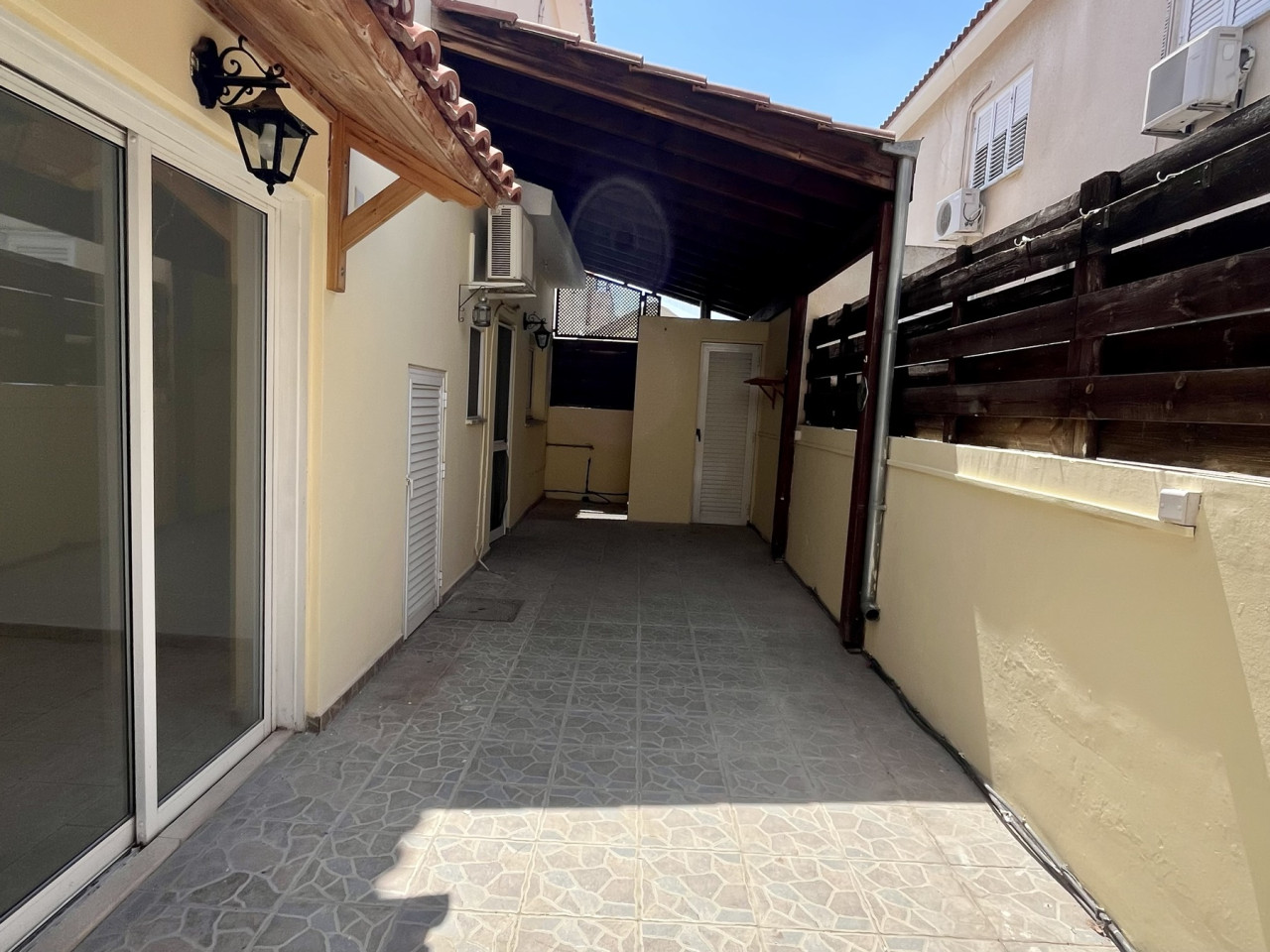 For Sale: Semi detached house, Strovolos, Nicosia, Cyprus FC-64571 - #7 For Sale: Semi detached house, Strovolos, Nicosia, Cyprus FC-64571 - #7