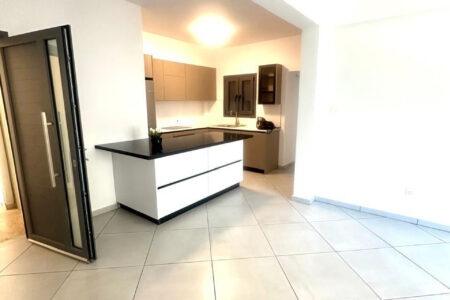 For Sale: Apartments, Neapoli, Limassol, Cyprus FC-64039